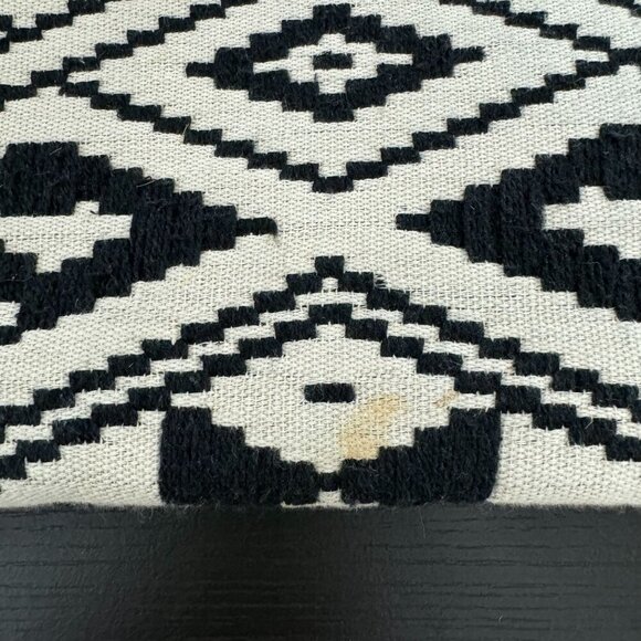 Tribal Patterned Clutch Purse With Colorful Beaded Embellishment & Gold Chain St - Picture 6 of 6